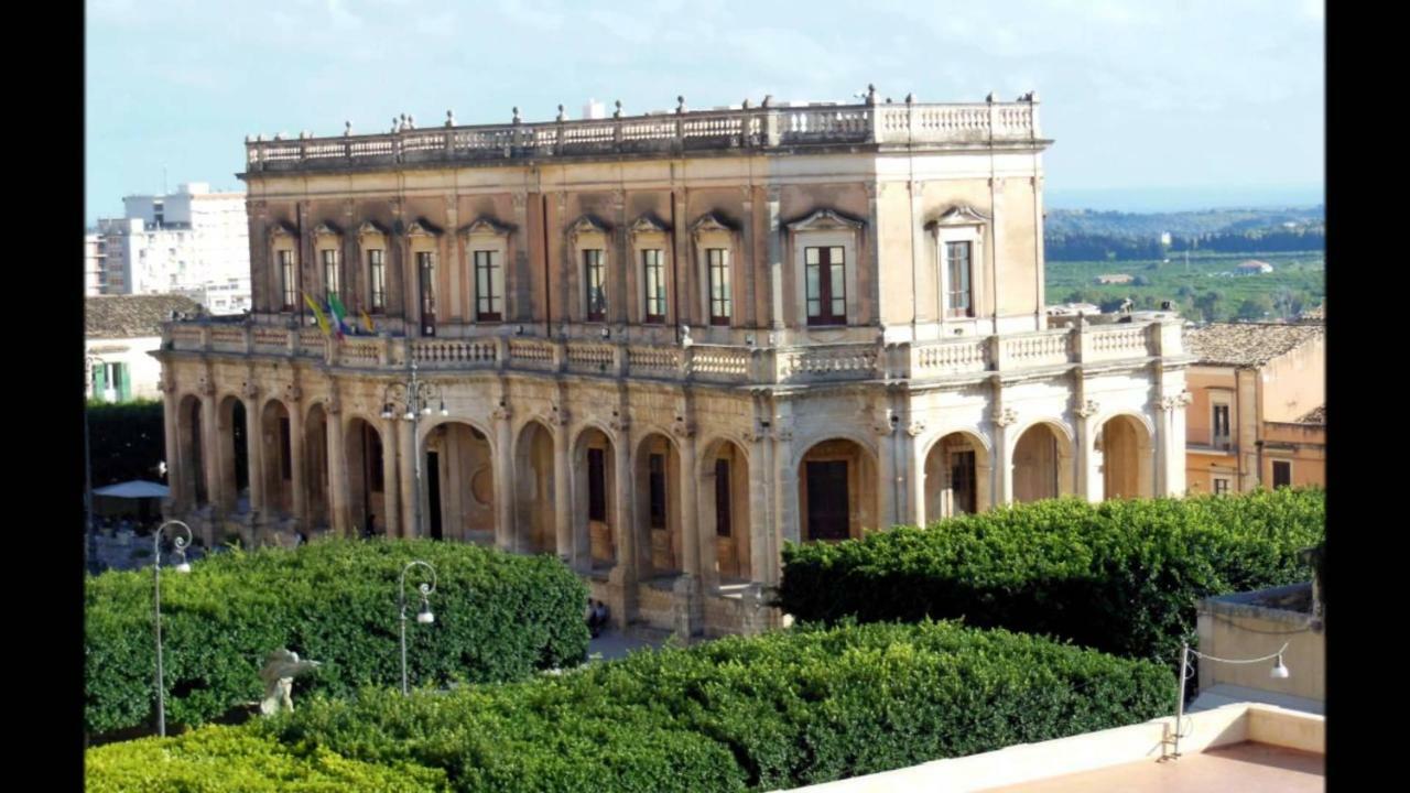 Maride Holiday Noto Exteriér fotografie